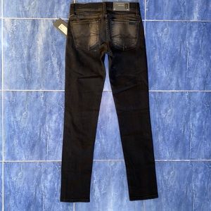 🆕 7 For All Mankind Skinny Black Roxanne Jeans mild Distress size 23